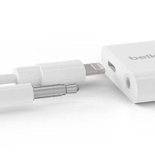 Belkin Lightning to 3.5mm Audio Cable + Audio Charger Splitter - White GLOBAL SHIPPING