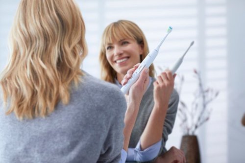 Philips Sonicare ProtectiveClean 6100 Rechargeable Toothbrush - White BUY IN EUROPE
