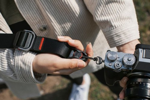 Peak Design Slide Lite Camera Strap - Black BUY IN EUROPE