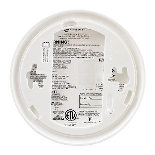 First Alert Interconnect Smoke and Carbon Monoxide Alarm with Voice GLOBAL SHIPPING