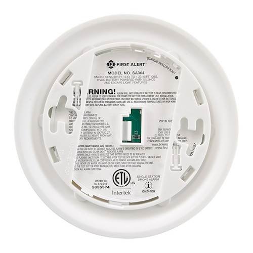 First Alert Smoke Alarm with Escape Light - White GLOBAL SHIPPING