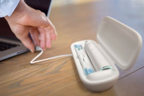 Philips Sonicare DiamondClean Smart 9700 Rechargeable Toothbrush - Rose Gold BUY IN EUROPE