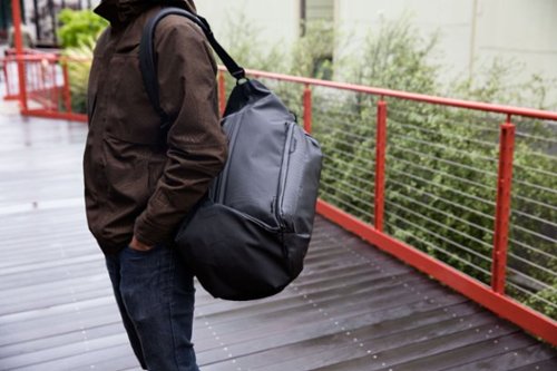 Peak Design Travel Duffel 35L - Black BUY IN DUBAI