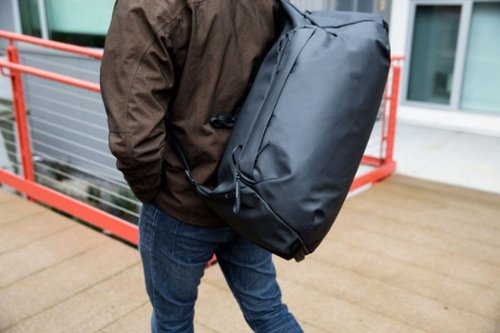 Peak Design Travel Duffel 35L - Black BUY IN QATAR