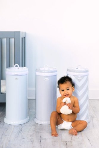 Ubbi - Diaper Pail - Gray-Alt_View_Standard_15 