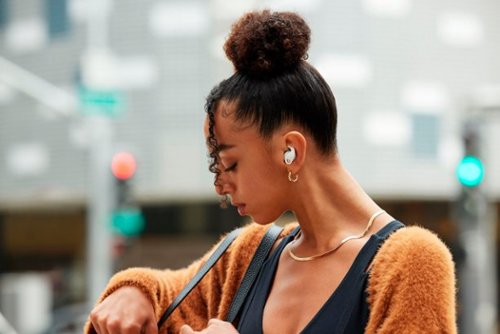 Beats Fit Pro True Wireless Noise Cancelling In-Ear Earbuds - White BUY IN QATAR