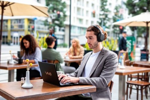 Sony WH-CH710N Wireless Noise-Cancelling Over-the-Ear Headphones - Black BUY IN EUROPE