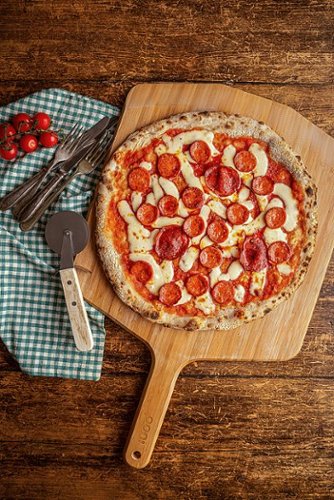 Ooni - Bamboo Pizza Peel (12-inch) - Brown-Alt_View_Standard_17 