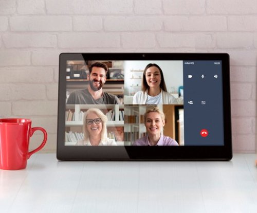 Aluratek 11.6 WiFi Photo Frame with Live Video Chat and 16GB Memory - Black BUY IN MIDDLE EAST