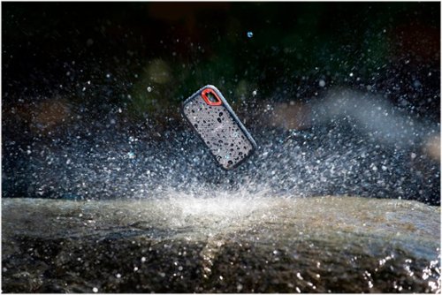 SanDisk Extreme Portable 1TB External USB-C NVMe SSD - Black BUY IN EUROPE