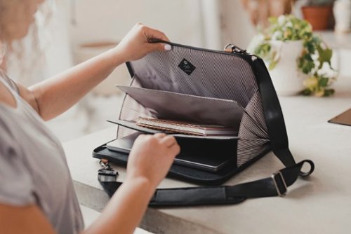 PKG Wellington Accordion Laptop Folio - Black BUY IN CANADA
