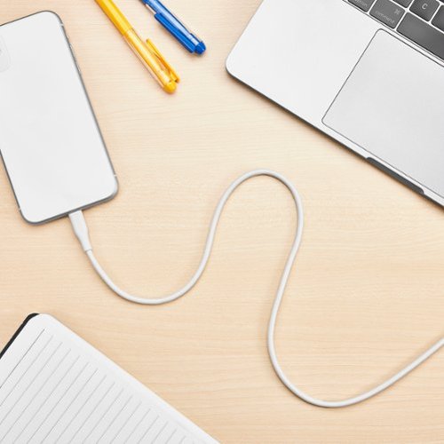 Best Buy essentials™ - 5' Lightning to USB Charge-and-Sync Cable (3 Pack) - White-Alt_View_Standard_17 