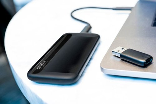 Crucial X8 4TB External USB-C 3.2 Gen 2/USB-A Portable SSD - Black GLOBAL SHIPPING