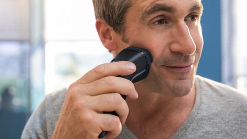 Philips Norelco Series 3000 Rechargeable Wet/Dry Electric Shaver - Modern Steel Metallic WHERE TO BUY