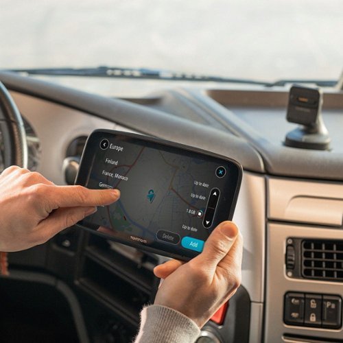 TomTom GO Expert 7 GPS with Built-In Bluetooth, Map and Traffic Updates - Black BUY ONLINE