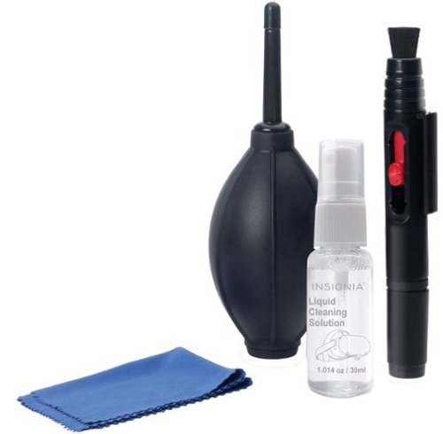 Insignia™ Deluxe Cleaning Kit - Works with Meta Quest 2/3/3S, Meta Quest Pro & other VR headsets WORLDWIDE DELIVERY