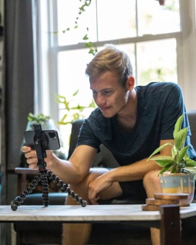 JOBY GripTight GorillaPod for MagSafe BUY IN MIDDLE EAST