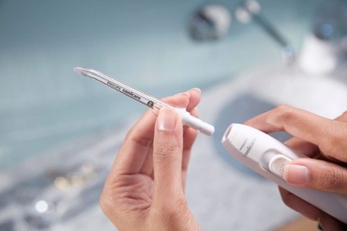 Philips Sonicare Power Flosser & Toothbrush System 7000, HX3921 - White BUY IN QATAR