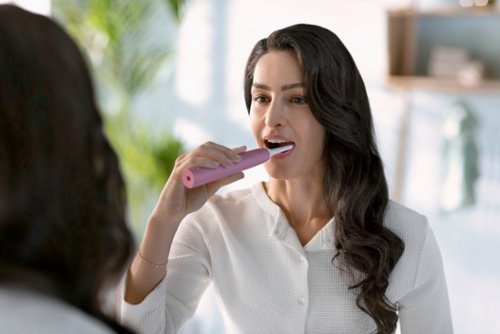 Philips Sonicare 4100 Power Toothbrush - Deep Pink SHOP ONLINE