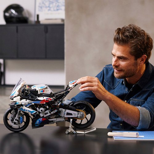 LEGO Technic BMW M 1000 RR 42130 HOW TO BUY