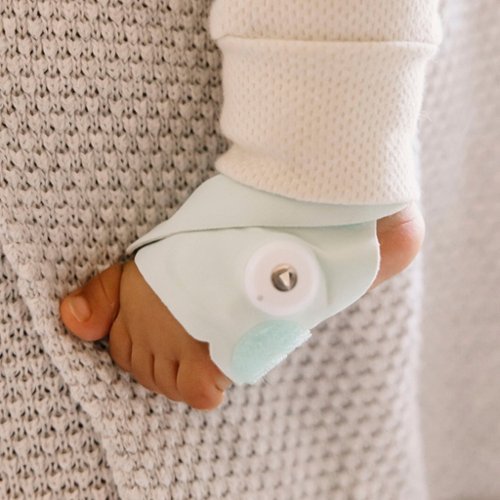Owlet Dream Sock FDA-Cleared Smart Baby Monitor with Live Health Readings and Notifications - Bedtime Blue WORLDWIDE DELIVERY