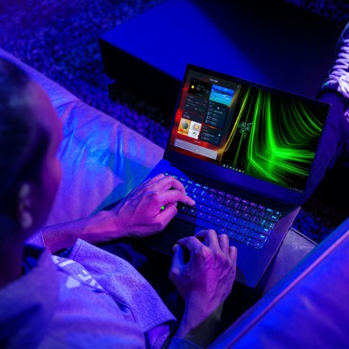Razer Blade 14- 14 Gaming Laptop- QHD 165Hz- AMD Ryzen 9 6900HX- NVIDIA GeForce RTX 3070 Ti- 16GB RAM- 1TB SSD - Black BUY IN EUROPE