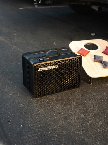 SOUNDBOKS GO - Portable Bluetooth Speaker with Swappable Rechargable Battery - Black WORLDWIDE DELIVERY