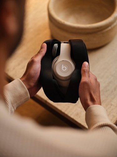 Beats Studio Pro - Wireless Noise Cancelling Over-the-Ear Headphones - Sandstone BUY IN EUROPE