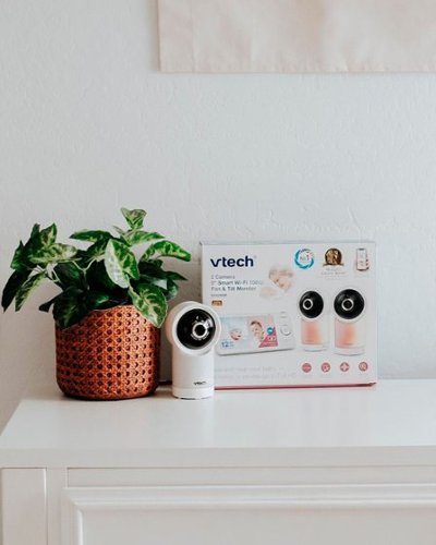 VTech 2 Camera 1080p Smart WiFi Remote Access 360 Degree Pan & Tilt Video Baby Monitor with 5” Display, Night Light - white BUY ONLINE