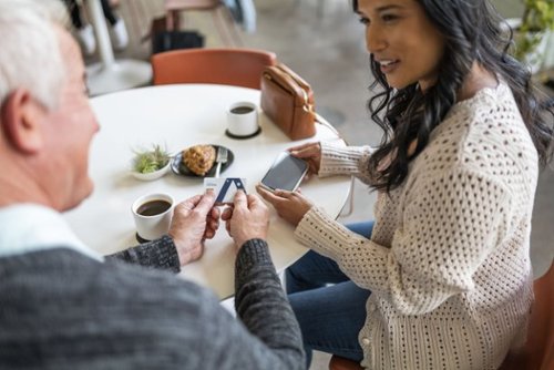 AliveCor KardiaMobile Card Personal EKG - White SHOP ONLINE