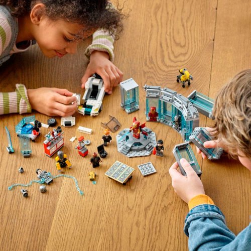 LEGO Marvel Iron Man Armory 76216 GLOBAL SHIPPING