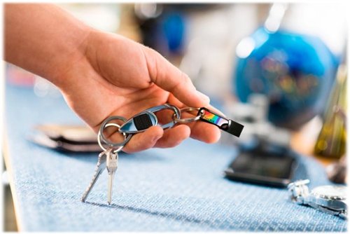 SanDisk Ultra Dual Drive Go Rainbow Pride Edition 128GB USB-A/USB-C Flash Drive - Multi BUY IN MIDDLE EAST