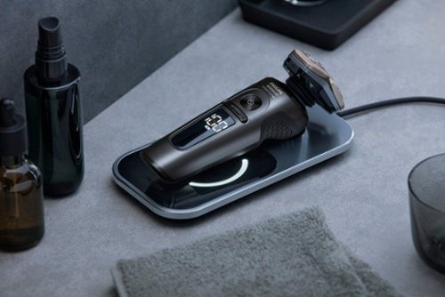 Philips Norelco 9000 Prestige Shaver with Qi Charging Pad and Premium Case - Black GLOBAL SHIPPING