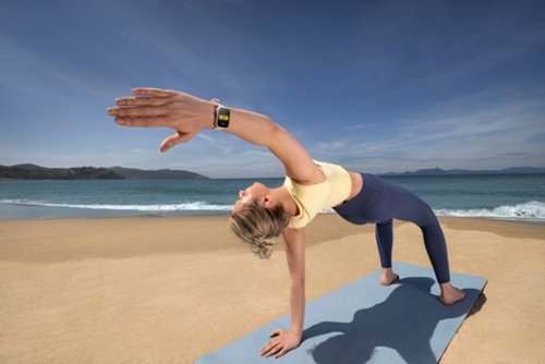 Amazfit Bip 3 Pro Smartwatch 42.9mm Polycarbonate Plastic - Pink BUY IN UAE