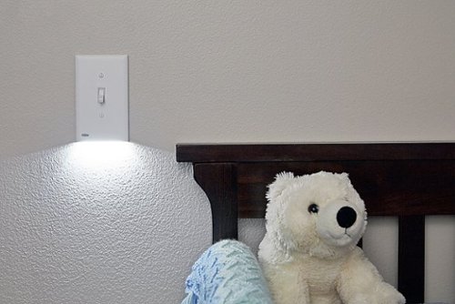 SnapPower SwitchLight Toggle Switch Wall Plate - White GLOBAL SHIPPING