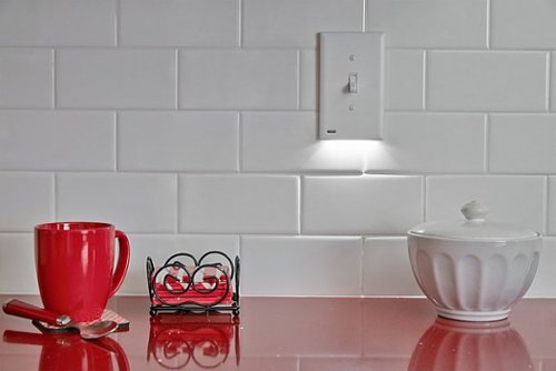 SnapPower SwitchLight Toggle Switch Wall Plate - White SHOP ONLINE