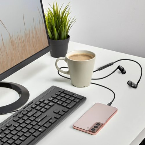 Insignia™ USB-C Wired Earbud Headphone - Black BUY ONLINE