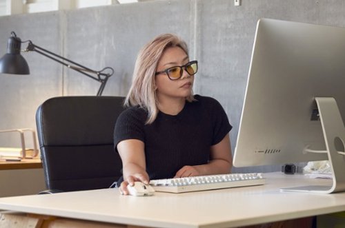 GUNNAR Oakland  Computer Glasses with Blue Light Reduction , Amber Lenses - Onyx GLOBAL SHIPPING