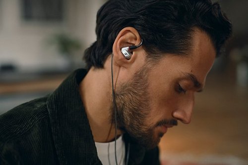 Sennheiser IE 900 In-Ear Audiophile Headphones - TrueResponse Transducers with X3R Technology for Balanced Sound - Silver BUY IN UK