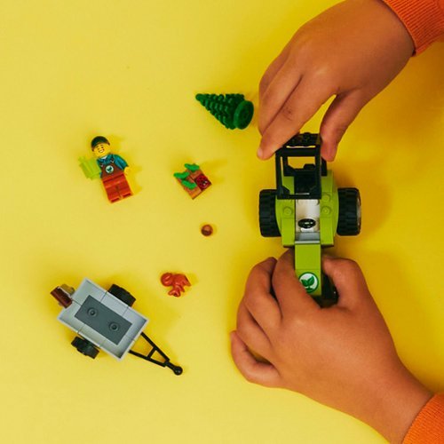 LEGO City Park Tractor 60390 GLOBAL SHIPPING