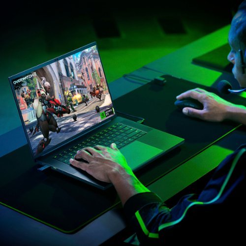 Razer Blade 16 - 16'' Gaming Laptop - Dual Mini LED 4K UHD+FHD - Intel i9 HX - NVIDIA GeForce RTX 4090 - 32GB RAM - 2TB SSD - Black BUY ONLINE
