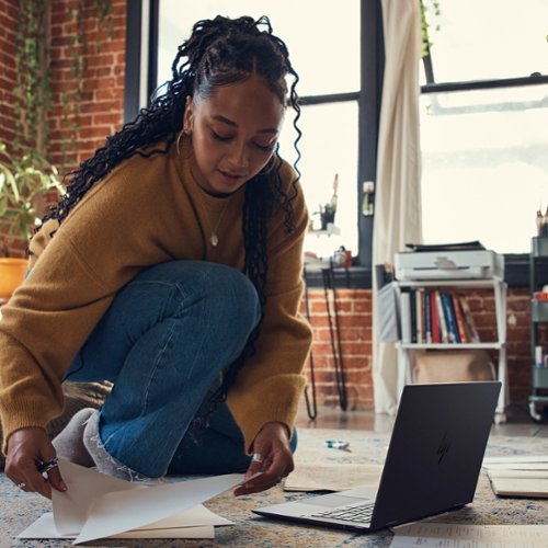 HP Envy 2-in-1 15.6 Full HD Touch-Screen Laptop - AMD Ryzen 7 7730U - 16GB Memory - 512GB SSD - Nightfall Black BUY IN EUROPE