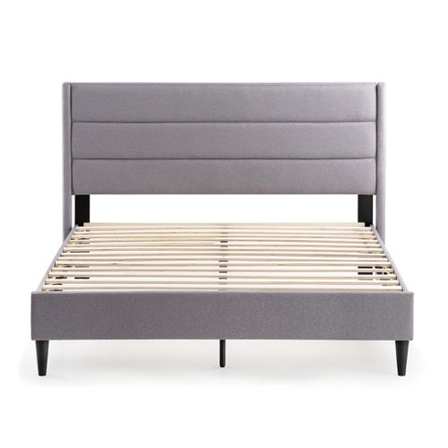 

Brookside - Amelia Full Upholstered Triple Lined Full Bed