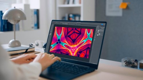 LG gram 15” OLED Laptop - Intel Evo Platform 13th Gen Intel Core i7 with 16GB RAM - 1TB NVMe SSD - Blue BUY IN NETHERLANDS