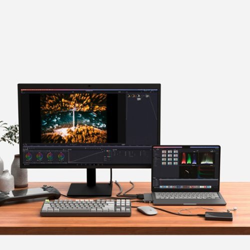 Hyper Drive Next​ 8 Port USB-C Hub, 4K HDMI, USB4/Thunderbolt 4, 1 USB-C, 2 USB-A, microSD/SD, travel dock for MacBook/PC - Space Gray SHOP ONLINE