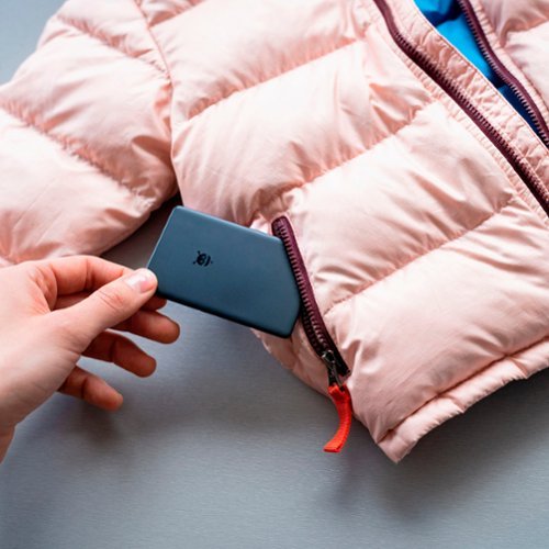 Pebblebee Card, Universal Rechargeable Item Tracker, works with Android Find My Device or Apple Find My - Black BUY IN EUROPE