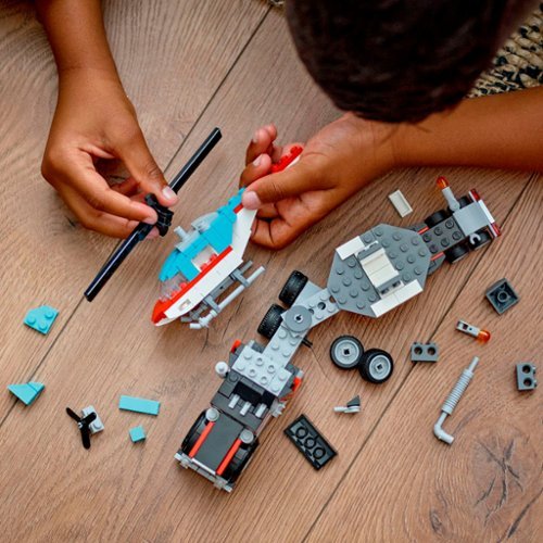LEGO Creator 3 in 1 Flatbed Truck with Helicopter Toy 31146 WORLDWIDE DELIVERY