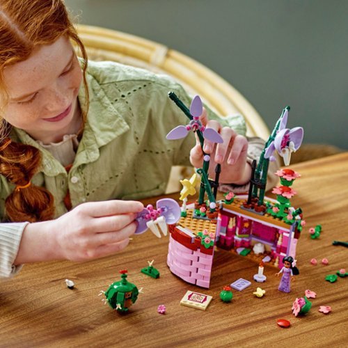 LEGO Disney Encanto Isabela’s Flowerpot 43237 WORLDWIDE DELIVERY