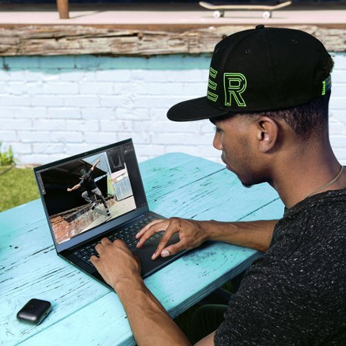 Razer Blade 14 - 14 Gaming Laptop - QHD + 240 Hz - AMD Ryzen 9 8945HS - NVIDIA GeForce RTX 4070 - 32 GB RAM - 1 TB SSD - Black BUY IN SAUDI ARABIA