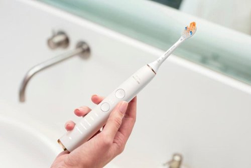 Philips Sonicare DiamondClean Smart Electric, Rechargeable toothbrush with Charging Travel Case, and 8 Brush Heads - Rose Gold GLOBAL SHIPPING